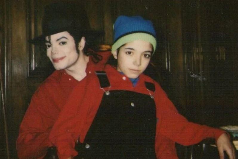 Filho "secreto" de Michael Jackson é descoberto!